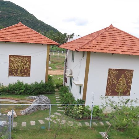 Misty Hills Retreat Hotel Coimbatore Bagian luar foto